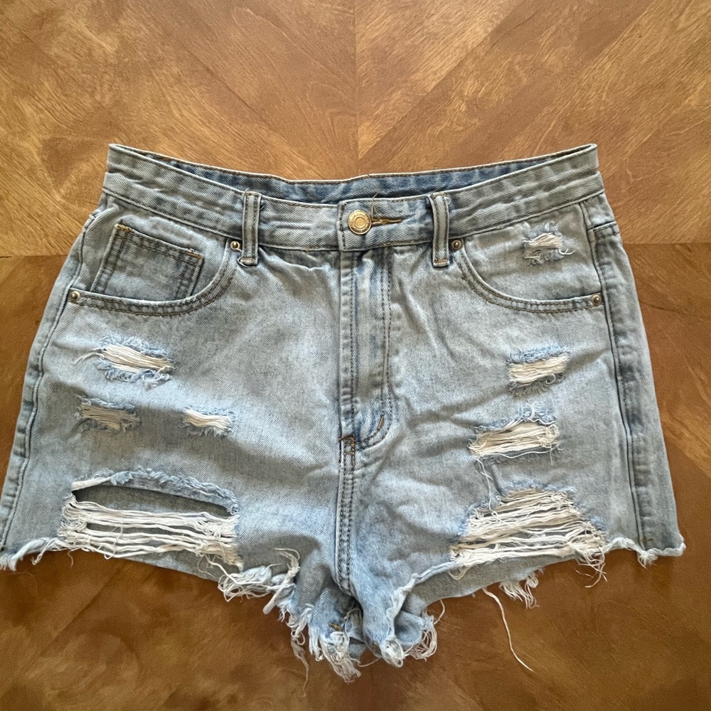 SHEIN Distressed Blue Denim Cut-Off Shorts – Size M